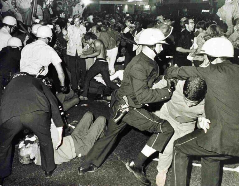 Chicago-police-to-mark-1968-riots