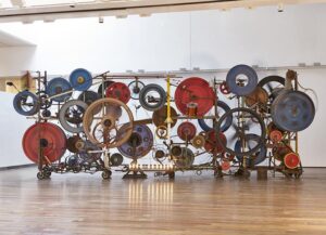 Jean Tinguely Scopri la mostra - Pirelli HangarBicocca